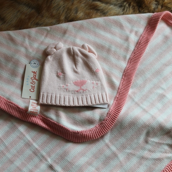 Cat & Jack Other - Cat & Jack Pink Blanket and pink Hat OS